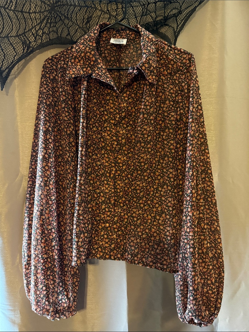 Unique Vintage Brown Floral Button-Down Blouse Bishop sleeve Retro Pinup Medium